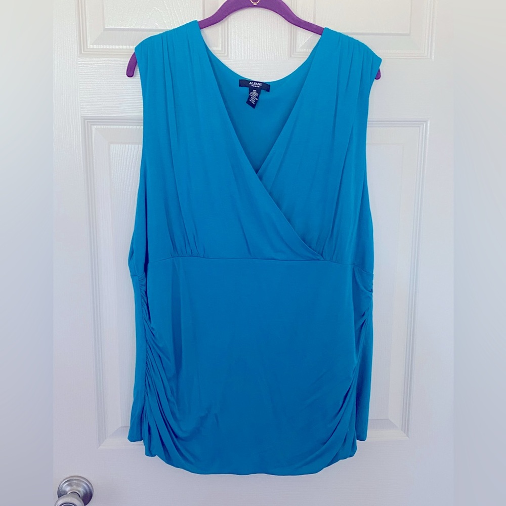 3 for $30. Size 3X Alfani tank